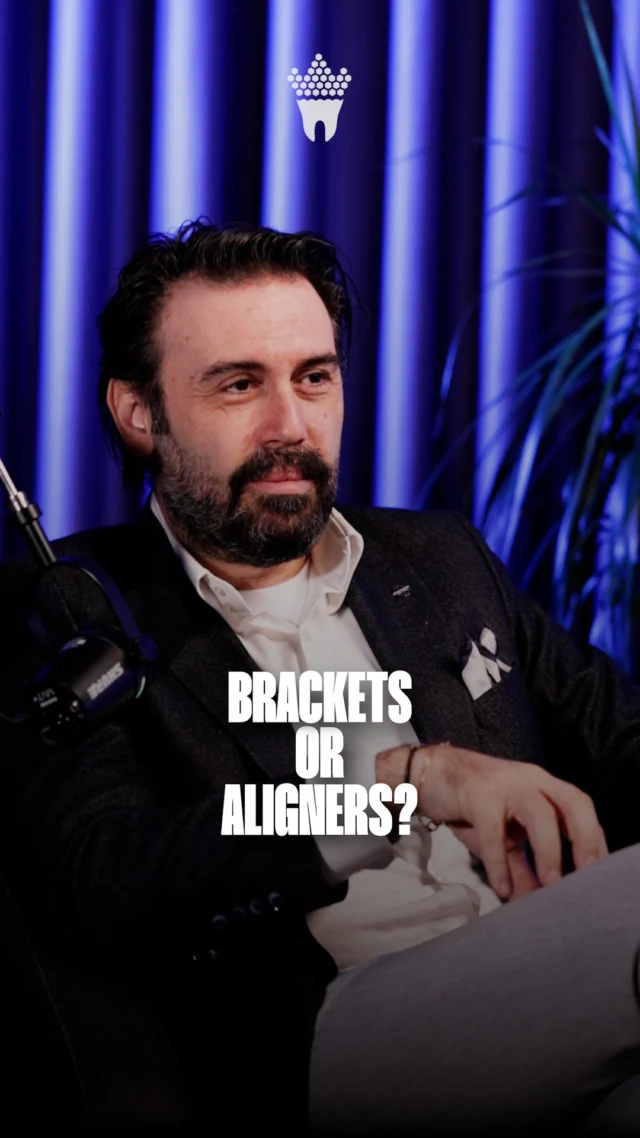 Ortodontik tedavide başarı; uygulanan yöntemden çok doğru tanı, doğru planlama ve kişiye özel yaklaşımla sağlanır.
Her hasta için en uygun tedavi seçeneği, uzman değerlendirmesi ile belirlenmelidir.

Sağlıklı ve estetik bir gülüş için doğru bilgiyi uzmanından dinleyin.

Success in orthodontic treatment depends not on the method used, but on accurate diagnosis, proper planning, and a personalized approach.
The most suitable treatment option for each patient should be determined through professional evaluation.

For a healthy and aesthetic smile, trust expert guidance.

#ortodonti
#şeffafplak
#dişteli
#kişiyeözelplanlama
#uzmandişhekimi